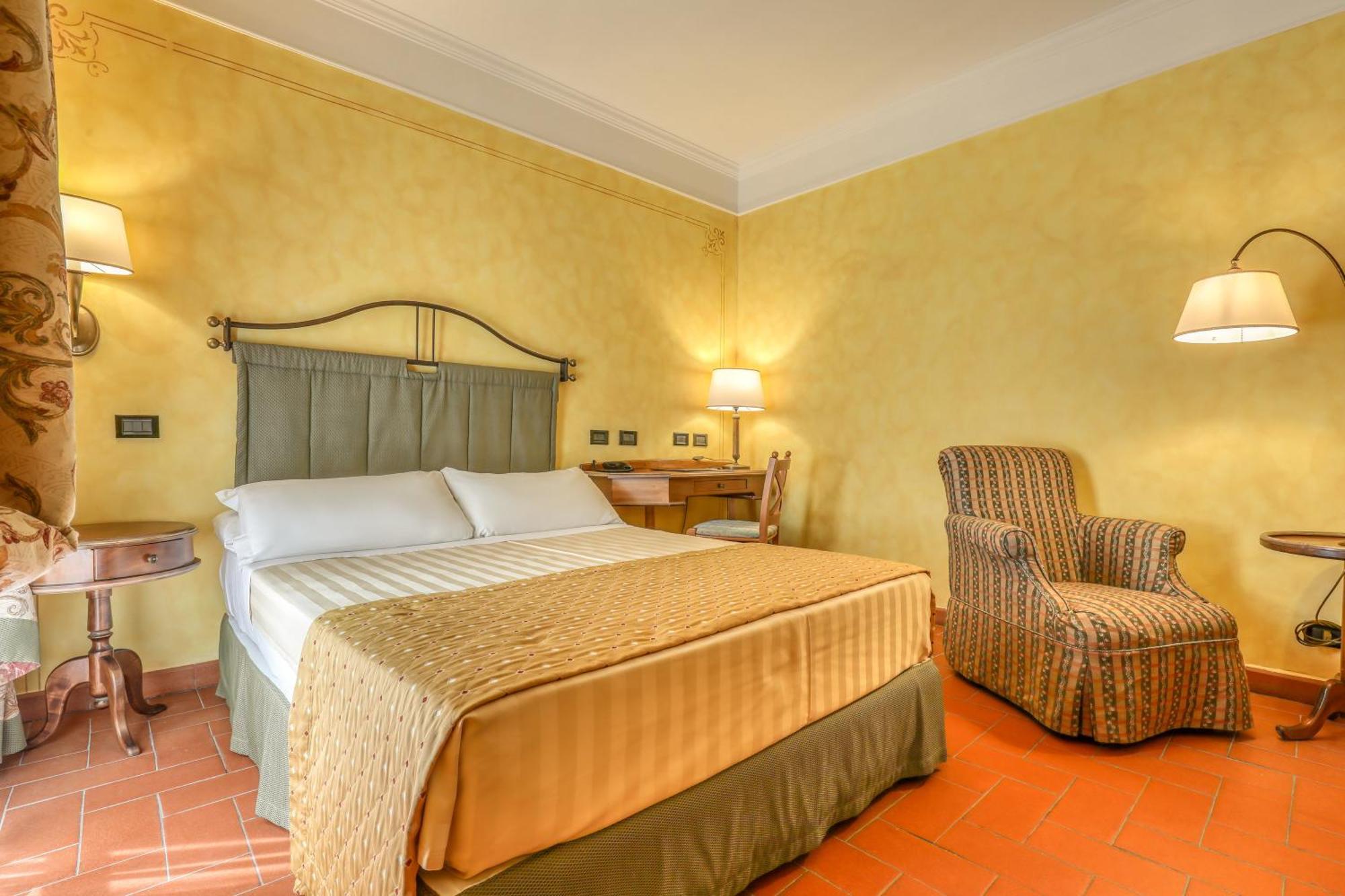 Hotel Ristorante La Pergola Magliano Sabina Chambre photo