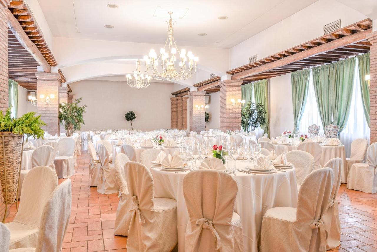 Hotel Ristorante La Pergola Magliano Sabina Extérieur photo